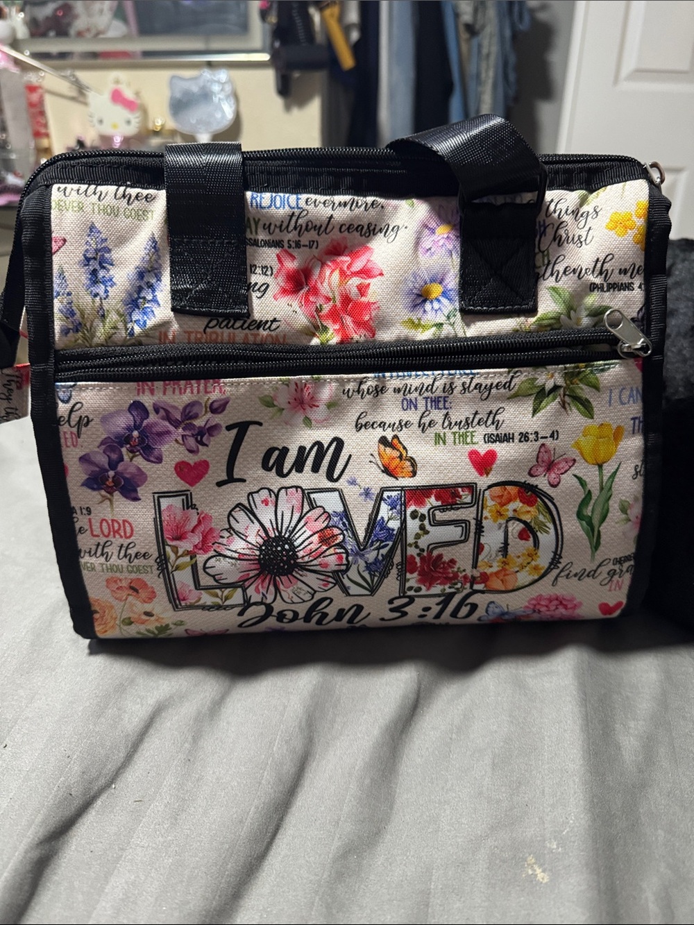 I Am Loved Floral Bible Verse insulated lunch bag- Multicolor